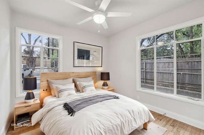 Building Photo - 3010 Windsor Rd