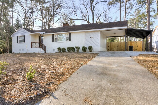 Foto del edificio - Fully Renovated Home in North Augusta