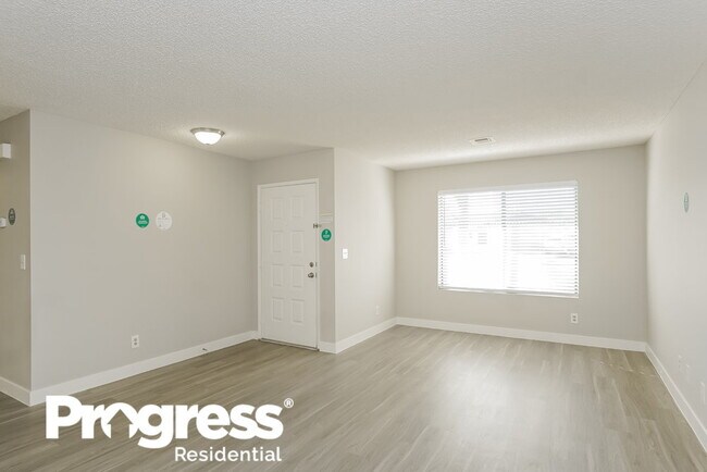 Building Photo - 443 Concord Way