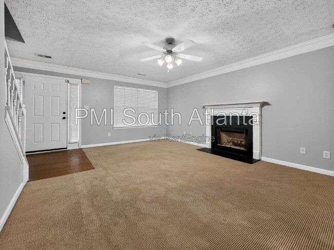 Foto del edificio - 5722 Shoals Pl Trail