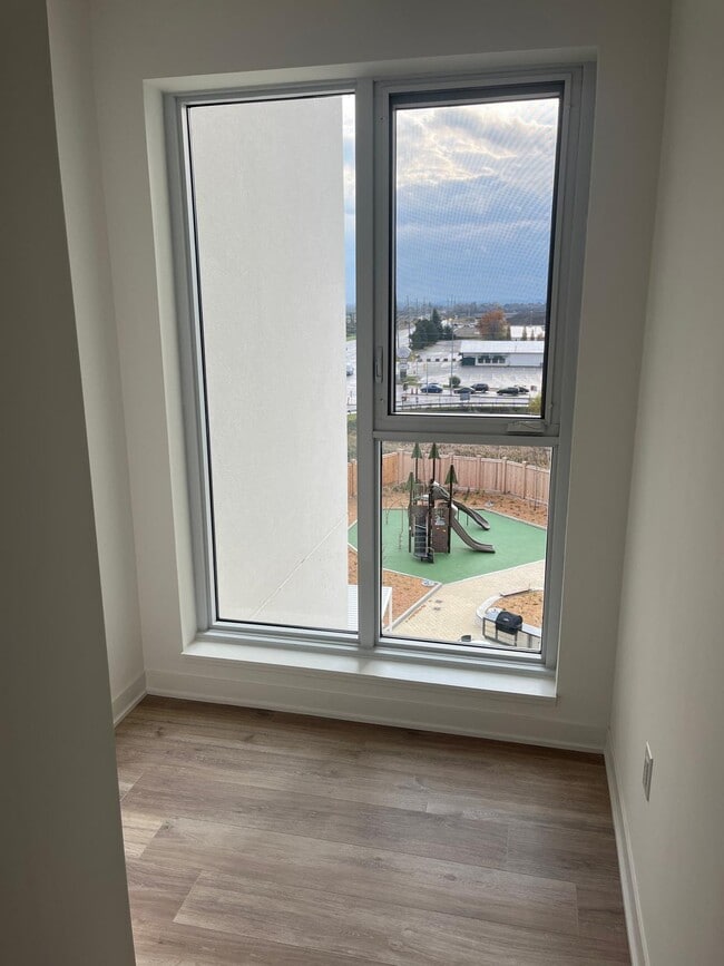 Photo du bâtiment - 20 All Nations Dr