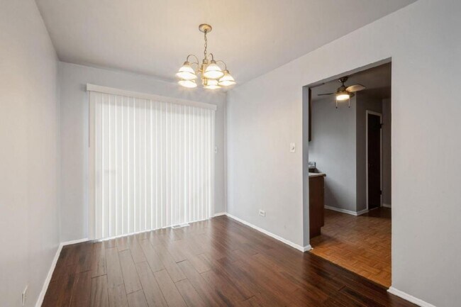 Foto del edificio - 4096 Appleby Ct