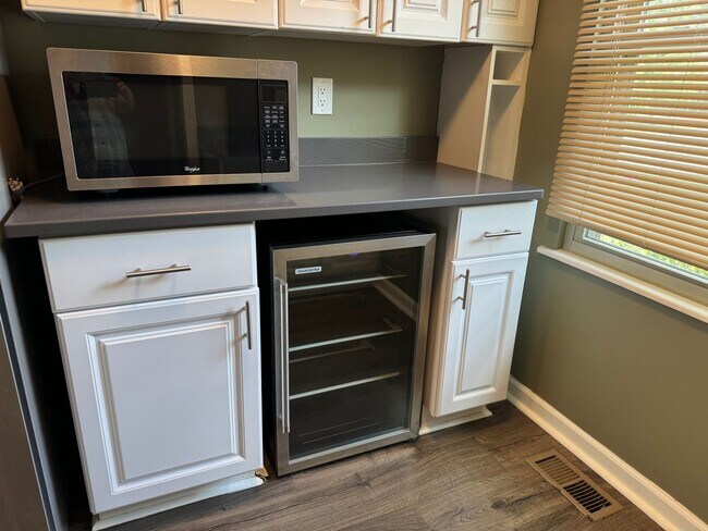 Foto del edificio - 2 Bedroom, 2.5 Bathroom Half Double in Dub...