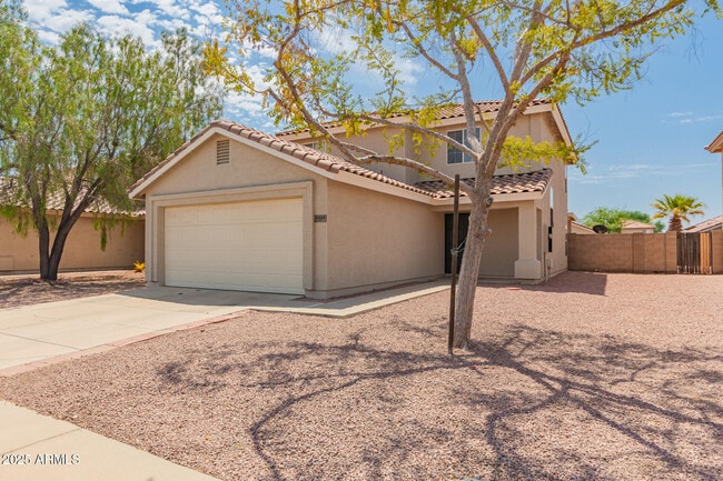 Building Photo - 11529 W Paradise Dr