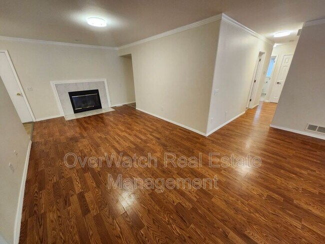 Foto del edificio - 9321 Noblewood St