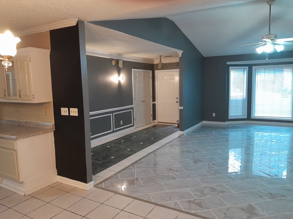 Photo - 6528 Battery Point (Stone Mountain, GA)