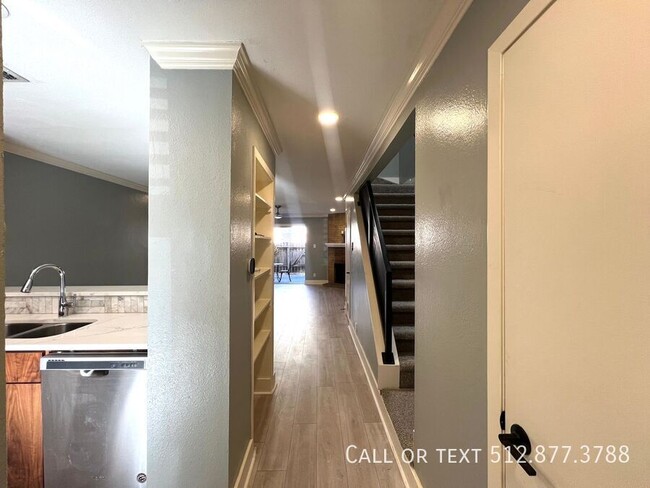 Building Photo - Two Stories, 2 Bedrooms 1.5 Baths Condo fo...