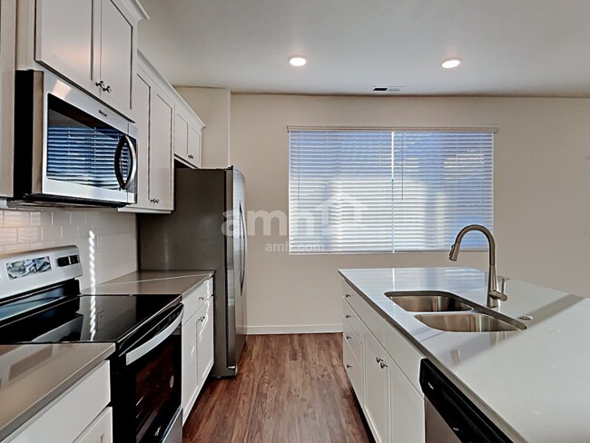 Building Photo - 9499 W Chino St