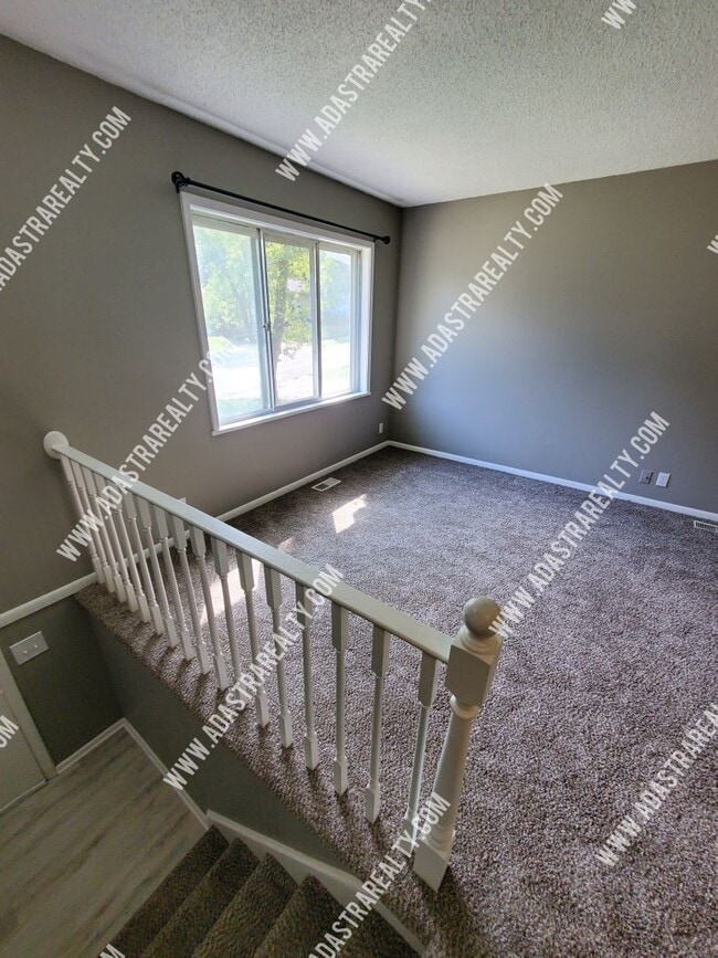 Building Photo - 9532 Booth Ave