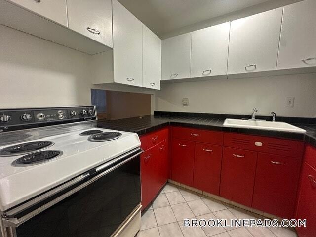 Building Photo - 60 Babcock St