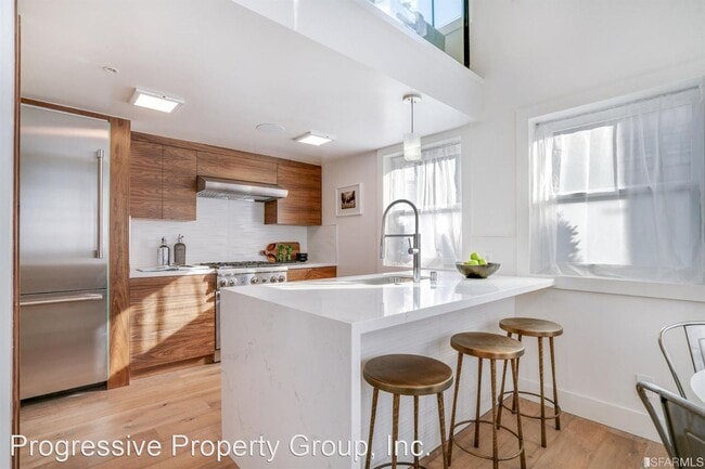 Building Photo - 2 br, 2.5 bath House - 2942 21st Street