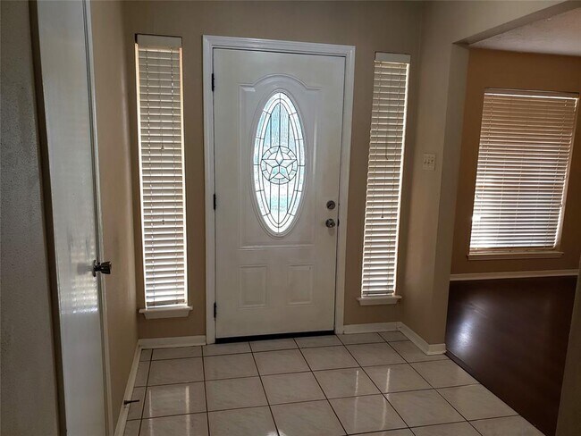 Foto del edificio - 6662 Canyon Way Dr