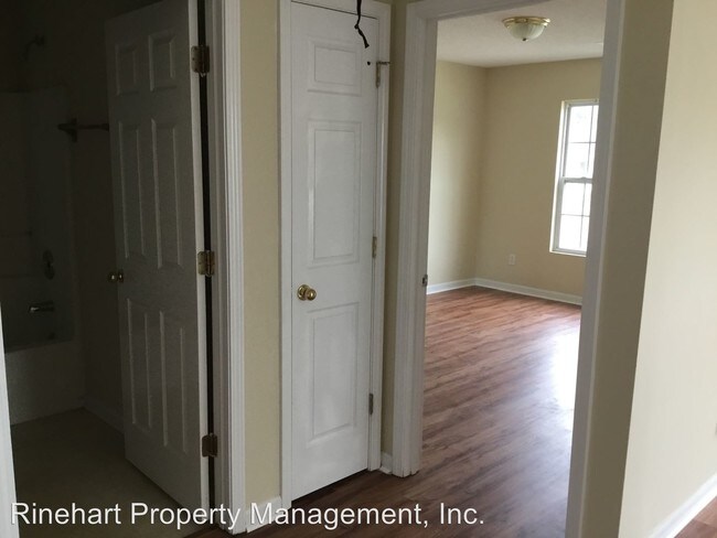 Building Photo - 2 br, 2 bath House - 1045 Cherry Meadow Lane
