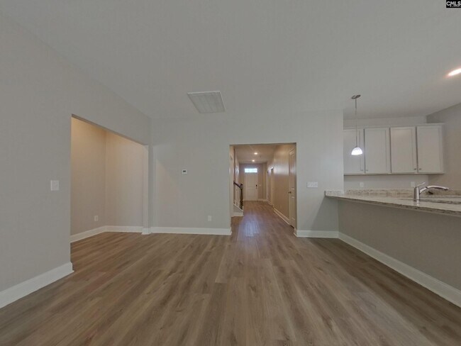 Foto del edificio - 343 Spring Meadow Rd