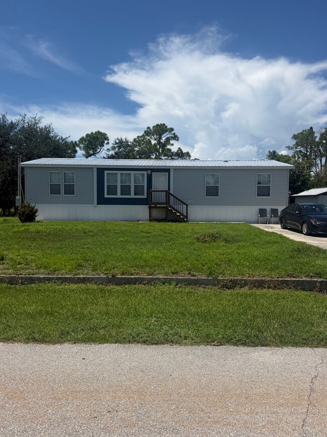 Building Photo - 15440 Orangeade Dr
