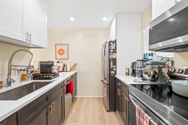 Foto del edificio - 830 SW 9th St Cir