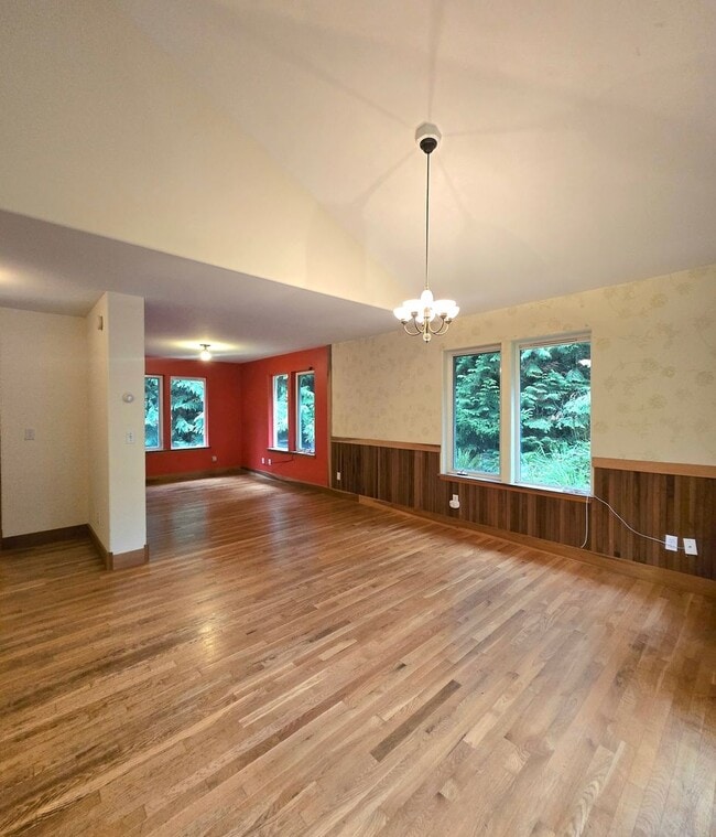Foto del edificio - 2 Bedroom, 2 Bathroom Home For Rent in the...