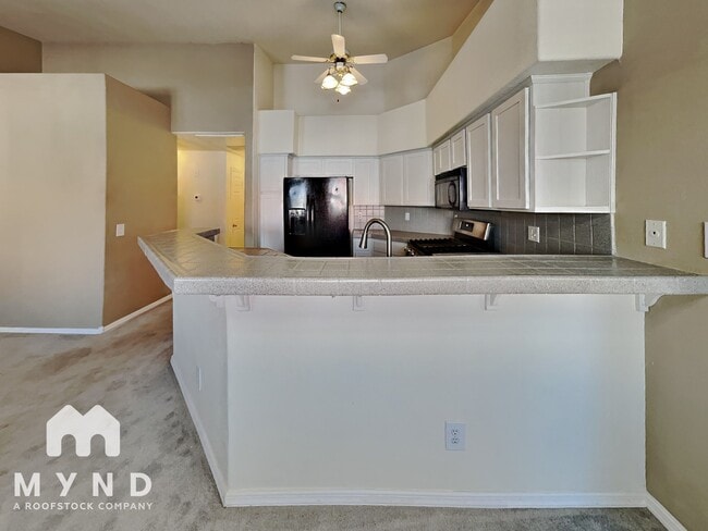 Foto del edificio - 5225 W Reno Ave