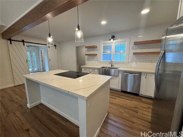 Building Photo - 279 Hamakua Dr