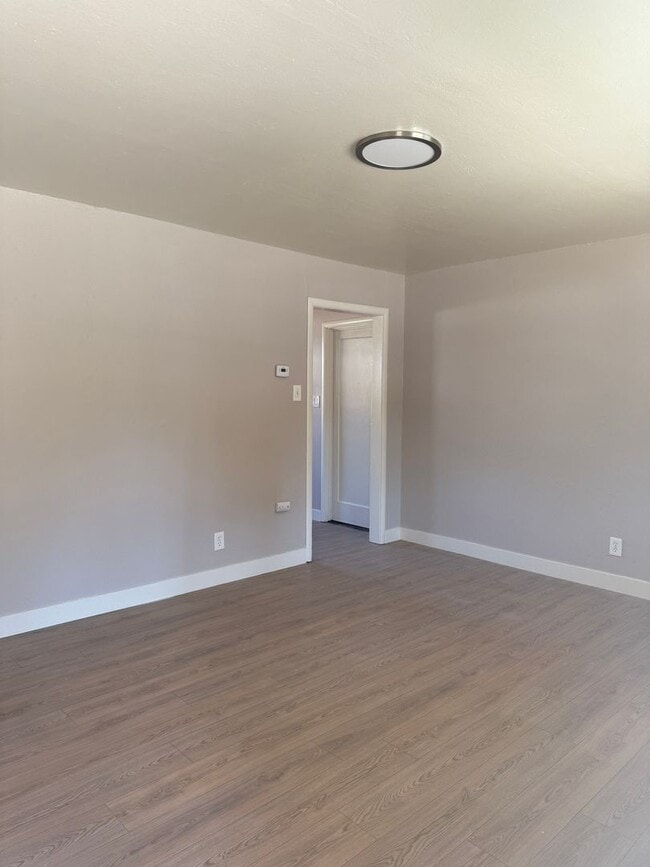 Photo - Edi2324/Jill2343 Apartment