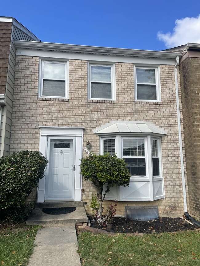Building Photo - 2214 Anvil Ln