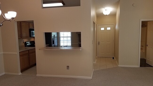 Building Photo - GREAT NECK LANDING