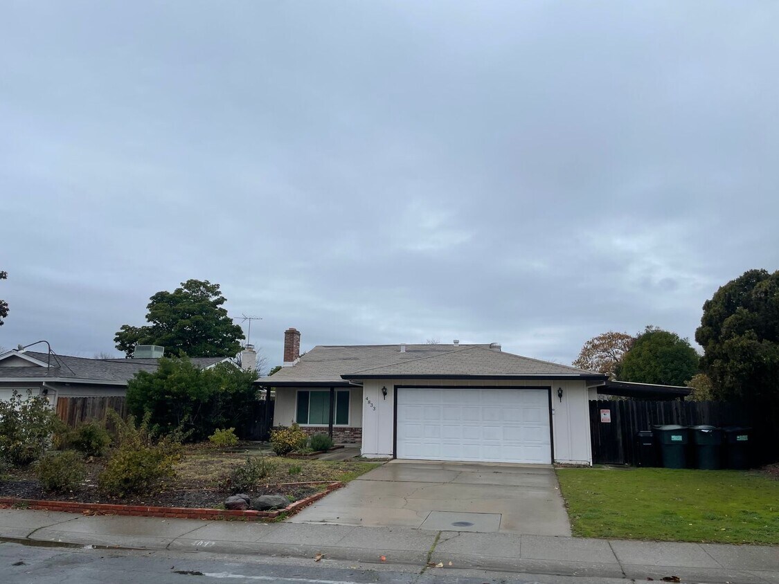 NICE SINGLE STORY IN FOOTHILL FARMS AREA House Rental in Sacramento