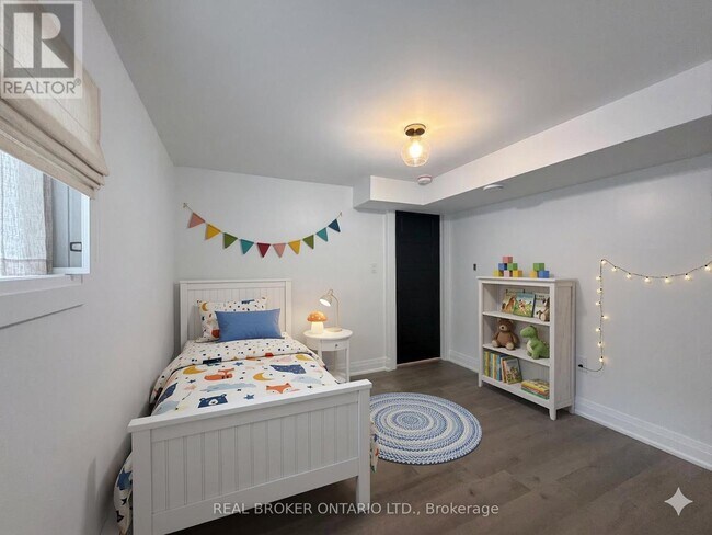 Photo du bâtiment - 184 Ottawa St S