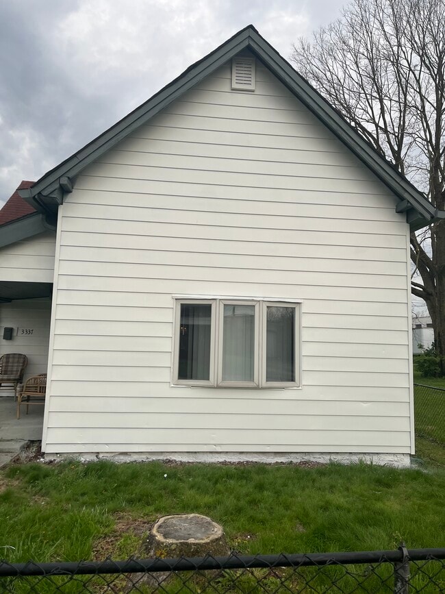 Foto del edificio - 3337 Prospect St