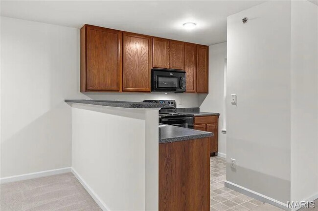 Foto del edificio - 10200 Spring Creek Ln