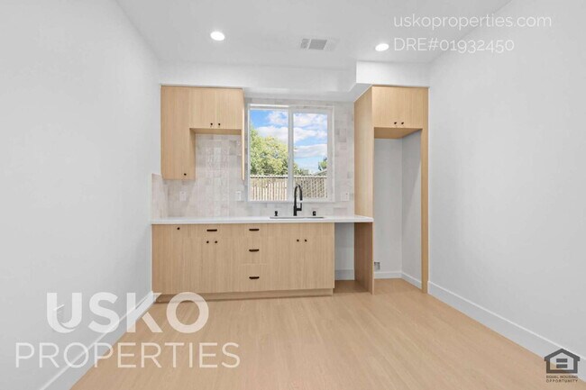 Foto del edificio - Brand New Construction Unit for Rent - 1 B...