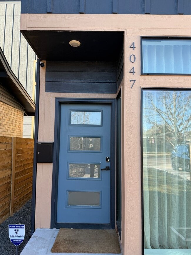 Building Photo - 4047 Shoshone St