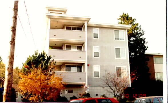 Foto del edificio - The Crest On Belmont