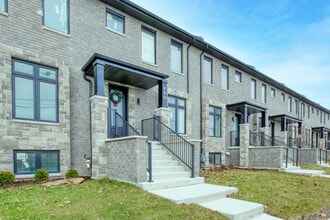 Building Photo - 951 Walker Rd