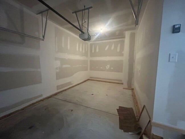 Building Photo - Brand New Construction