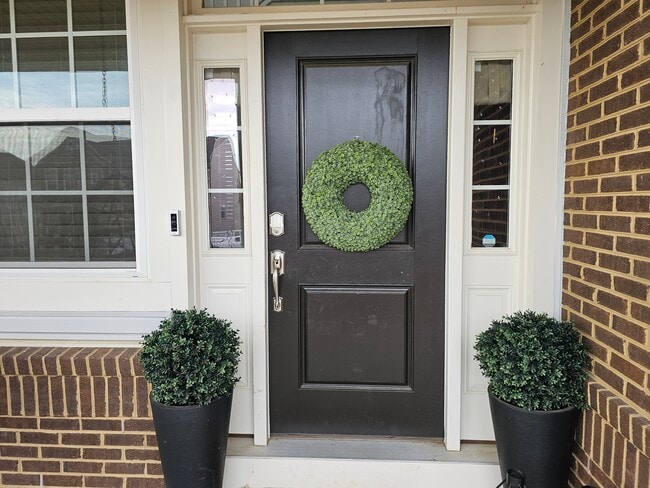 Foto del edificio - 2050 Whithorn Hl