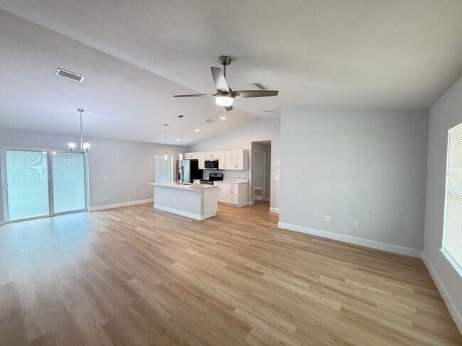 Foto del edificio - Available Now! Be the FIRST to live in this BRAND NEW AND UPGRADED 3 BD/2BA Home in Ocala!!!