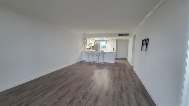 Foto del edificio - 5700 NW 2nd Ave