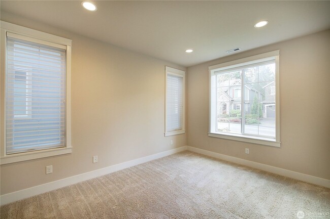 Foto del edificio - 4 Bd / 2.75 Ba Redmond Home