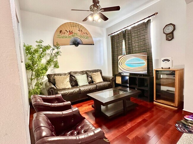 Foto del edificio - 5632 Rickshaw Ln
