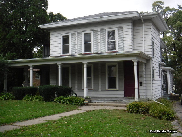 Building Photo - 934 W Stephenson St
