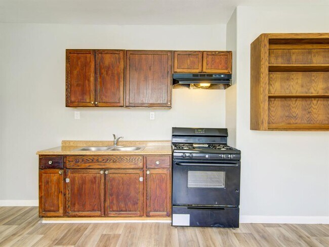 Building Photo - 313 N Beauregard St