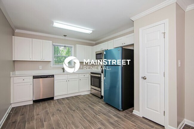 Foto del edificio - 3 Bedroom Pet-Friendly Home in Gastonia, NC with Main Street Renewal