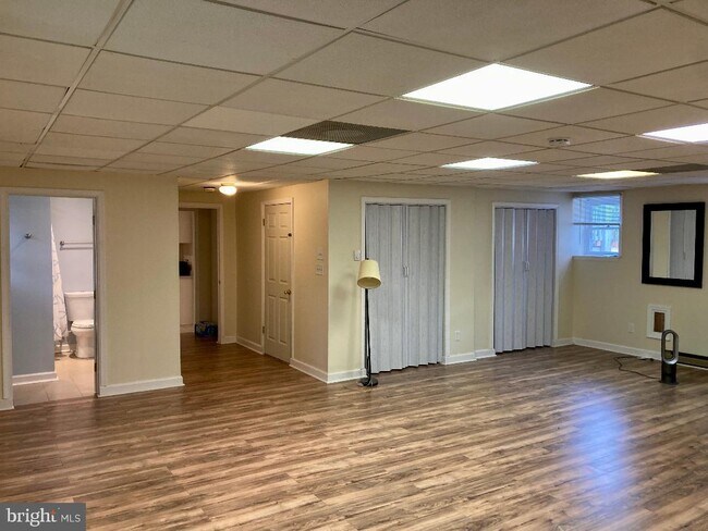 Building Photo - 8915 St Andrews Dr