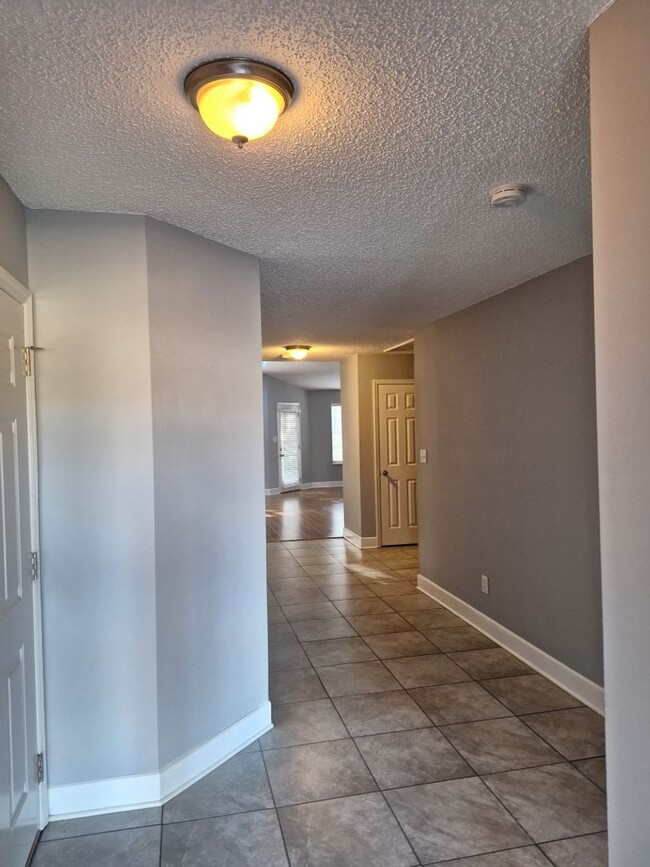 Foto del edificio - Hard to find 3br/2ba condo in West Knoxville.