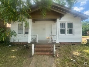 Building Photo - 1827 Monroe St