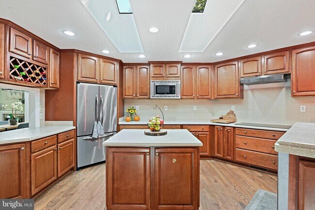 Foto del edificio - 2918 Glenvale Dr