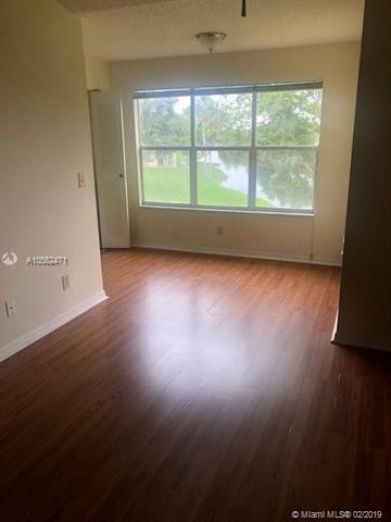 Building Photo - 12950 Vista Isles Dr