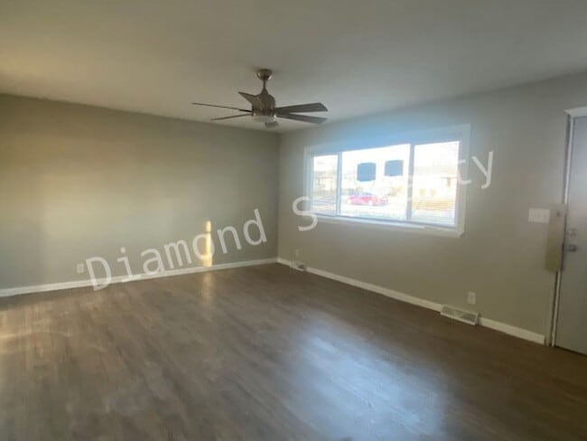 Foto del edificio - Cute 3-Bedroom Home Located Near Bass Pro!