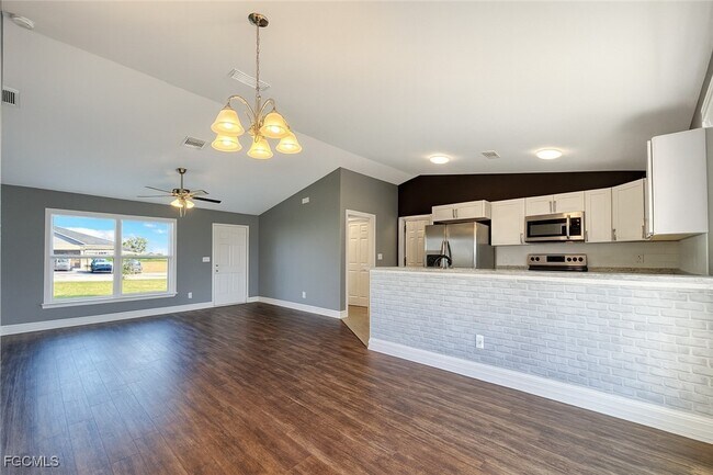 Foto del edificio - 2948 SW 6th Ave